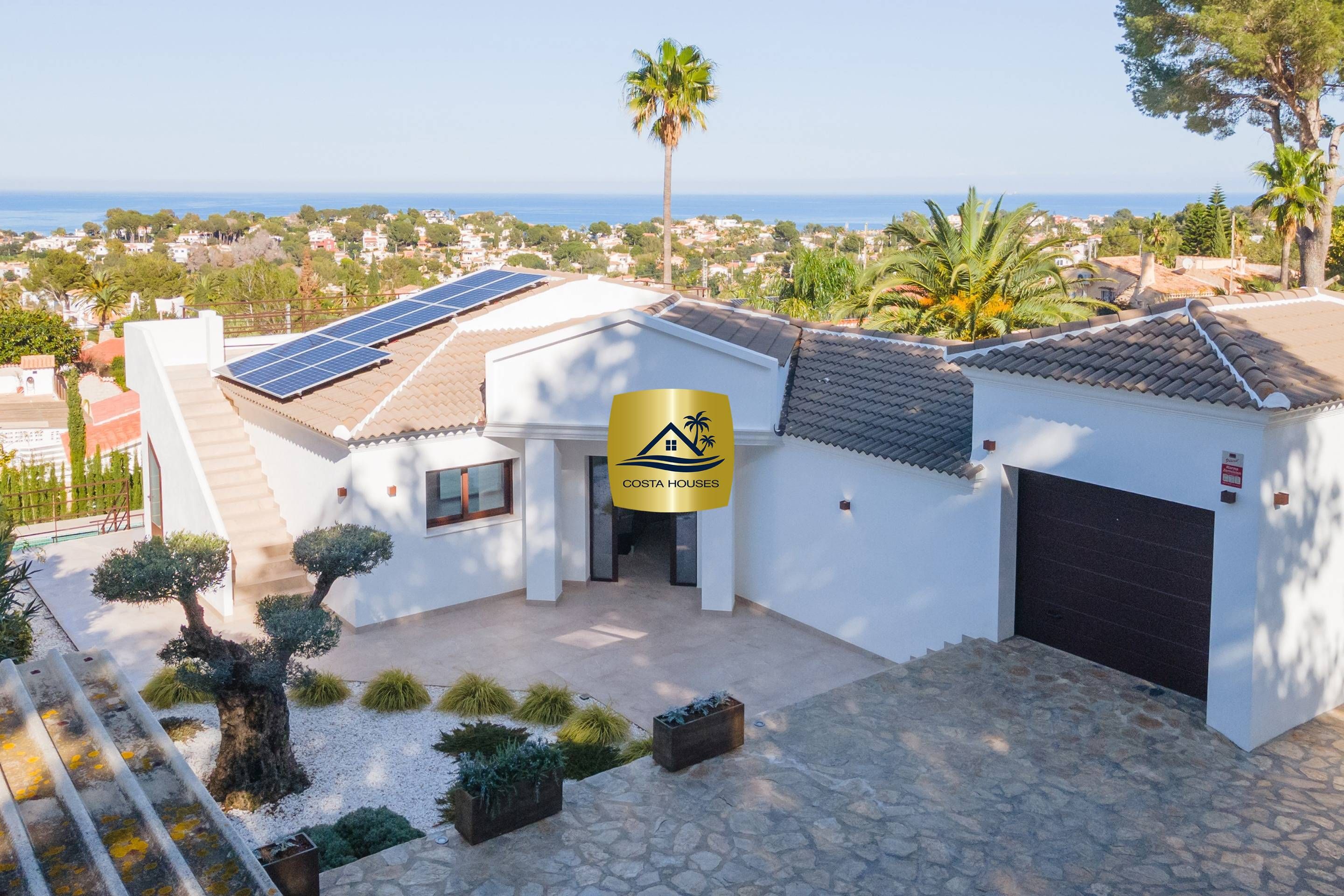 Vista exterior de Casa o chalet en venta en Dénia con Aire acondicionado, Calefacción y Jardín privado