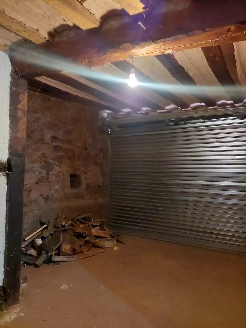 Casa adosada en venda en Camprovín