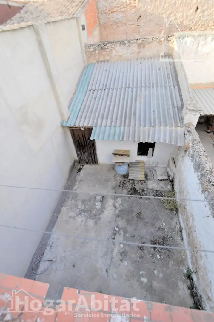 Terrassa de Casa o xalet en venda en La Pobla de Vallbona amb Terrassa i Traster