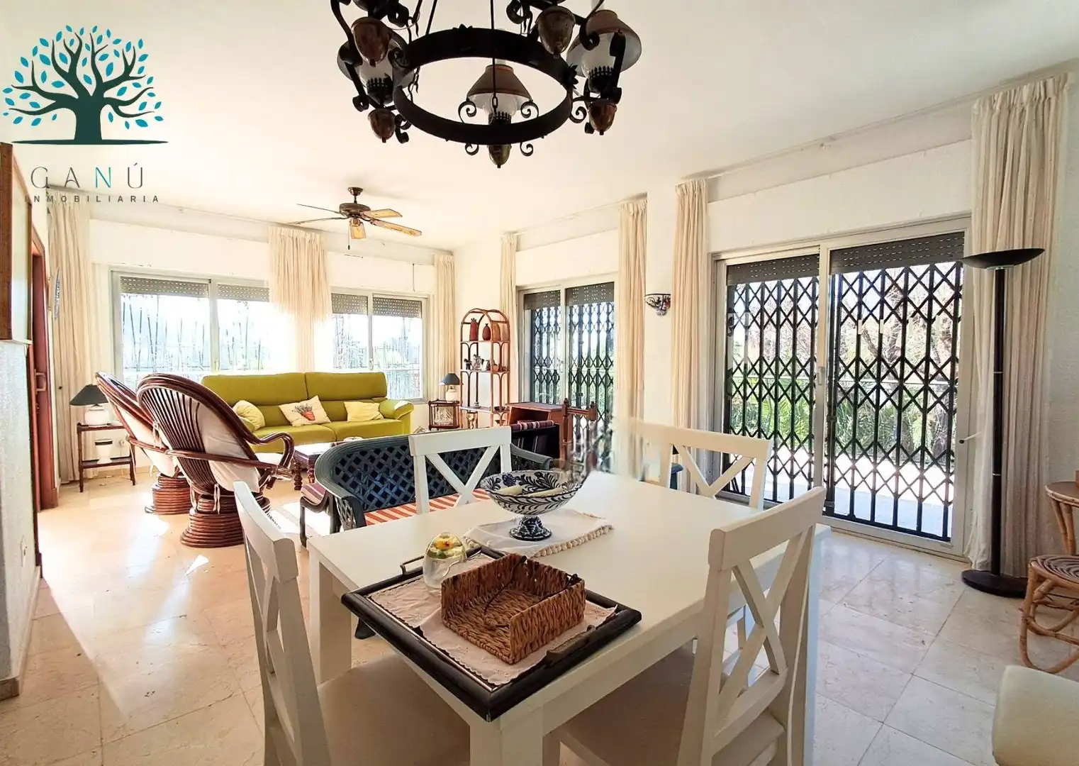 Comedor de Casa o chalet en venta en Cartagena con Jardín privado, Terraza y Trastero