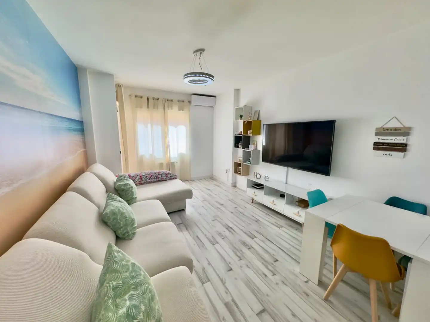 Sala de estar de Piso en venta en Valdepeñas con Aire acondicionado, Calefacción y Balcón