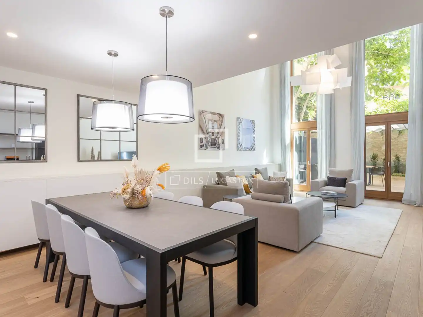 Piso con ascensor en venta en Eixample