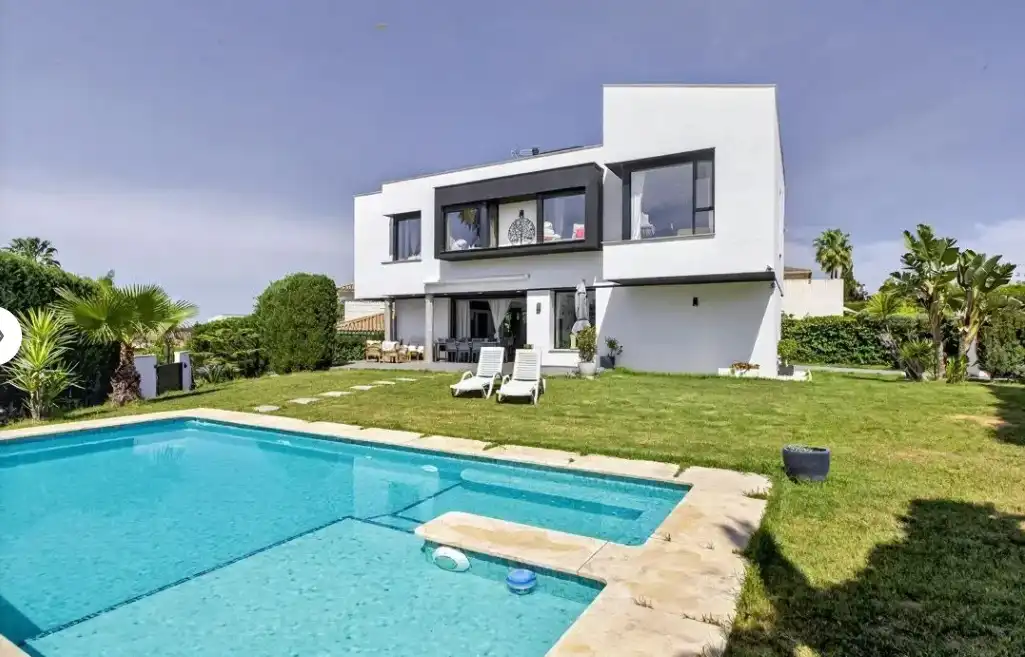 Jardín de Casa o chalet en venta en Bormujos con Aire acondicionado, Calefacción y Jardín privado