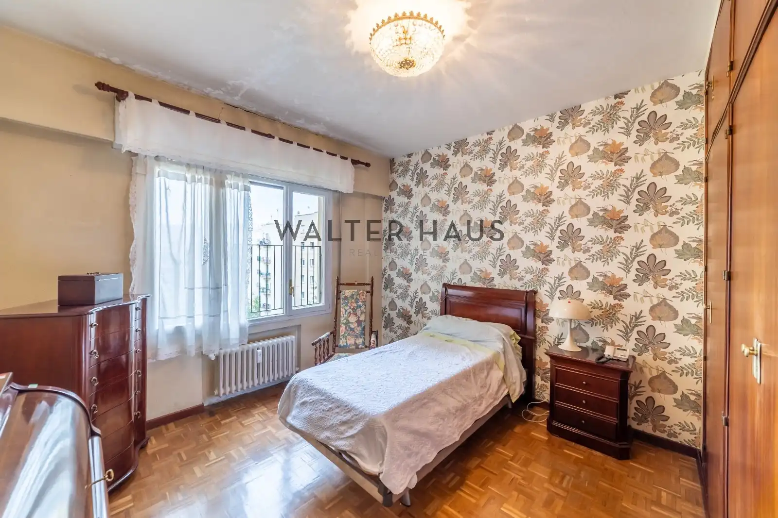 Bedroom of Flat for sale in Chamberí