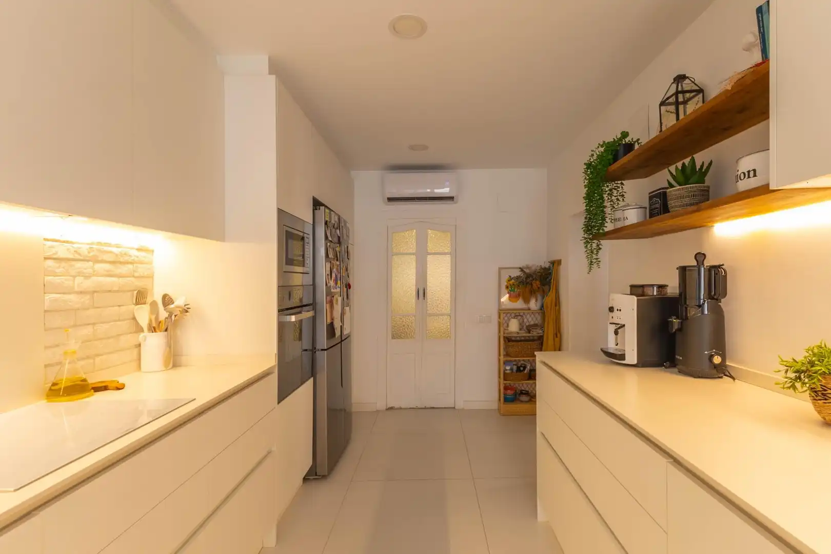 Kitchen of Houses for sale in Molins de Rei  with Air Conditioner, Heating and Parquet flooring