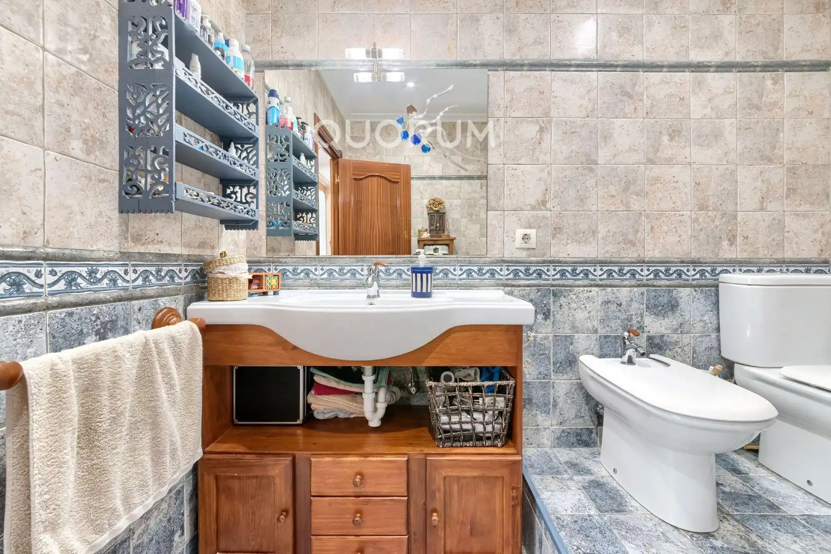 Baño de Piso en venta en Barakaldo  con Calefacción y Balcón