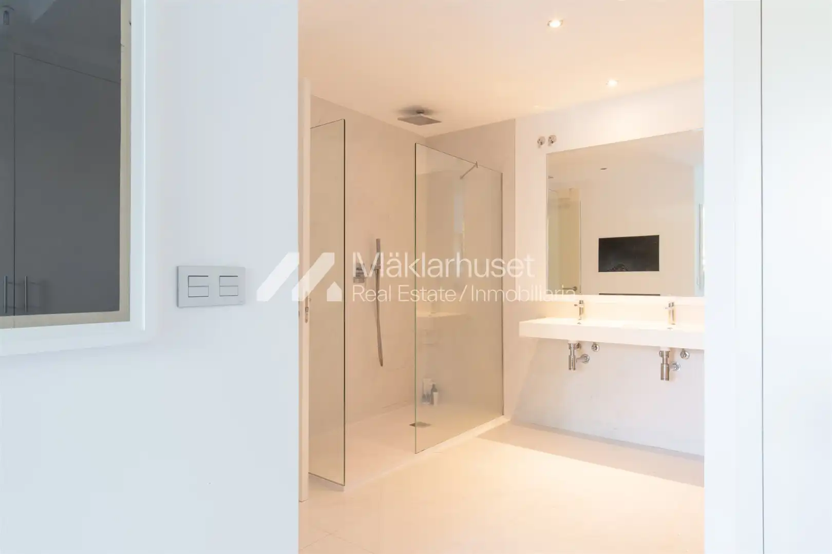 Baño de Apartamento en venta en Estepona con Terraza