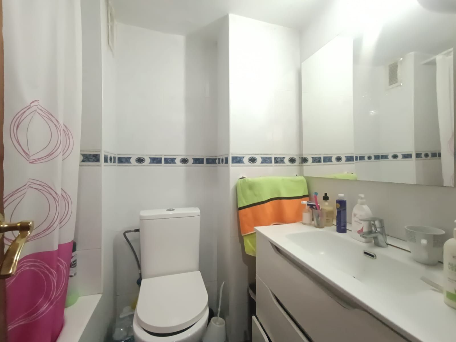 Bany de Pis en venda en Benidorm amb Piscina, Moblat i Piscina comunitària