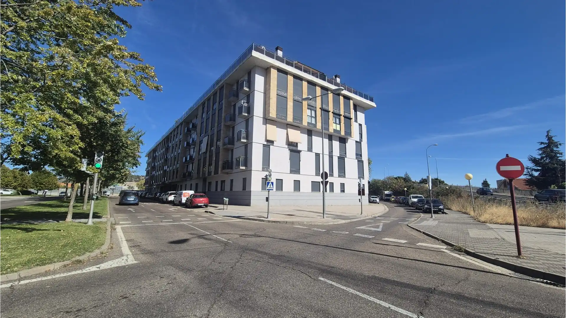 Apartment with lift to rent in AV RAMON CARANDE, imagen 11