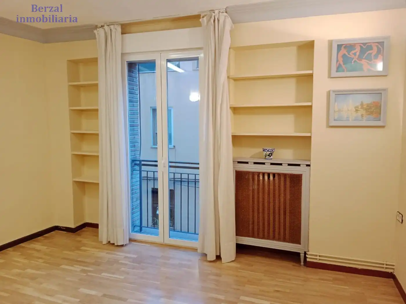 Bedroom of Office for rent in  Logroño  with Air Conditioner, Heating and Furnished