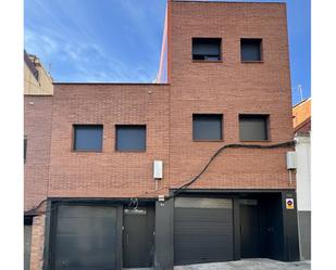 Vista exterior de Casa o xalet en venda en Terrassa amb Aire condicionat i Terrassa