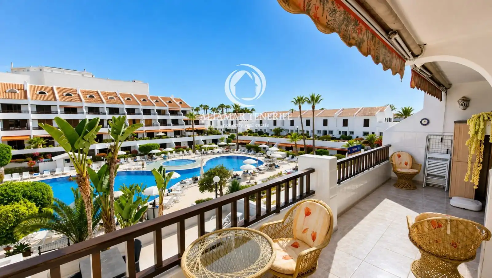 Appartement compact avec piscine à vendre à Av. Rafael Puig Lluvina, 34