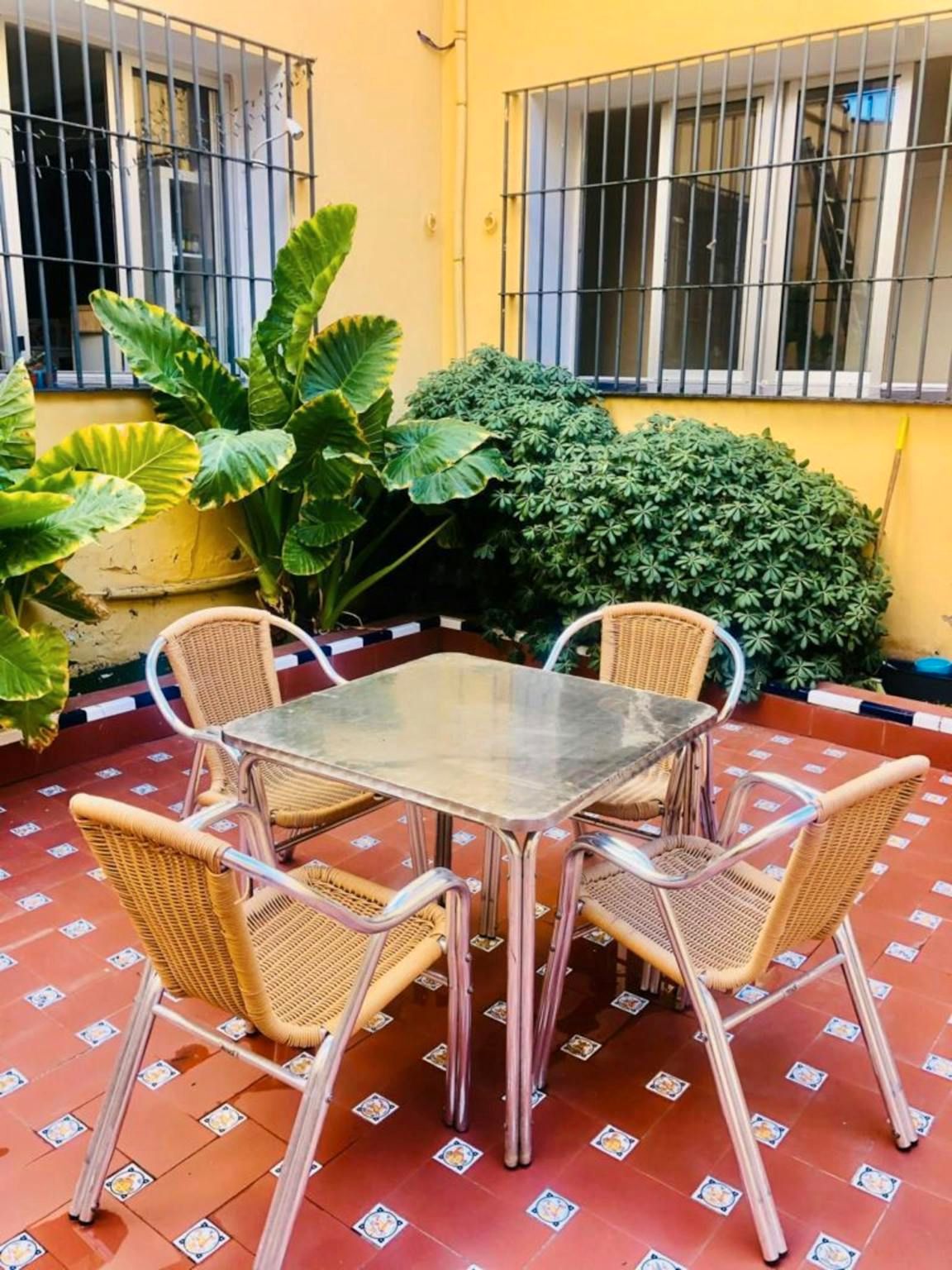 Pis per a compartir a N/A, El Porvenir