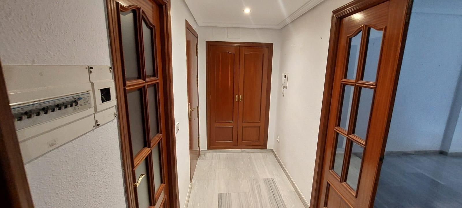 Piso de alquiler en Tablero Bajo - Arruzafilla