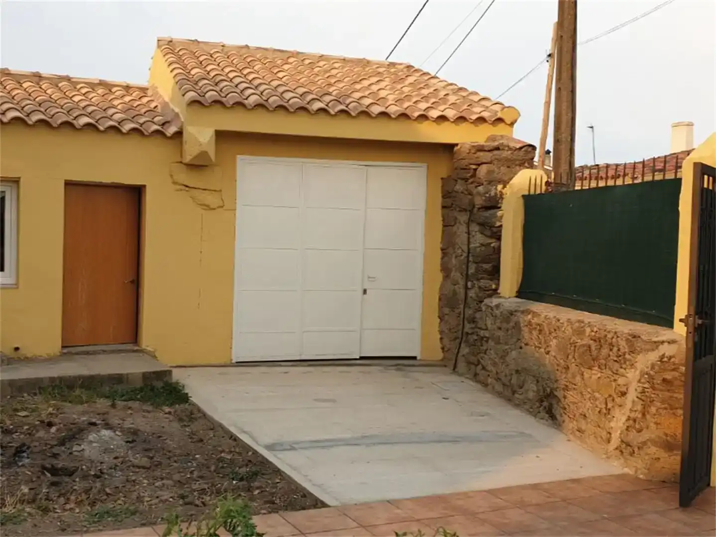 Parking de Casa o chalet en venta en Bermillo de Sayago con Jardín privado, Trastero y Piscina