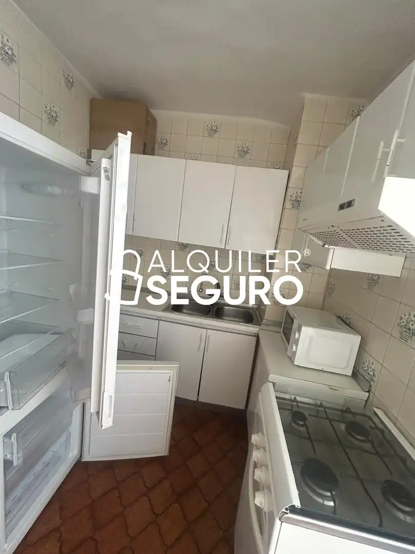 Flat for rent in San Lucas, Angustias - Chana - Encina