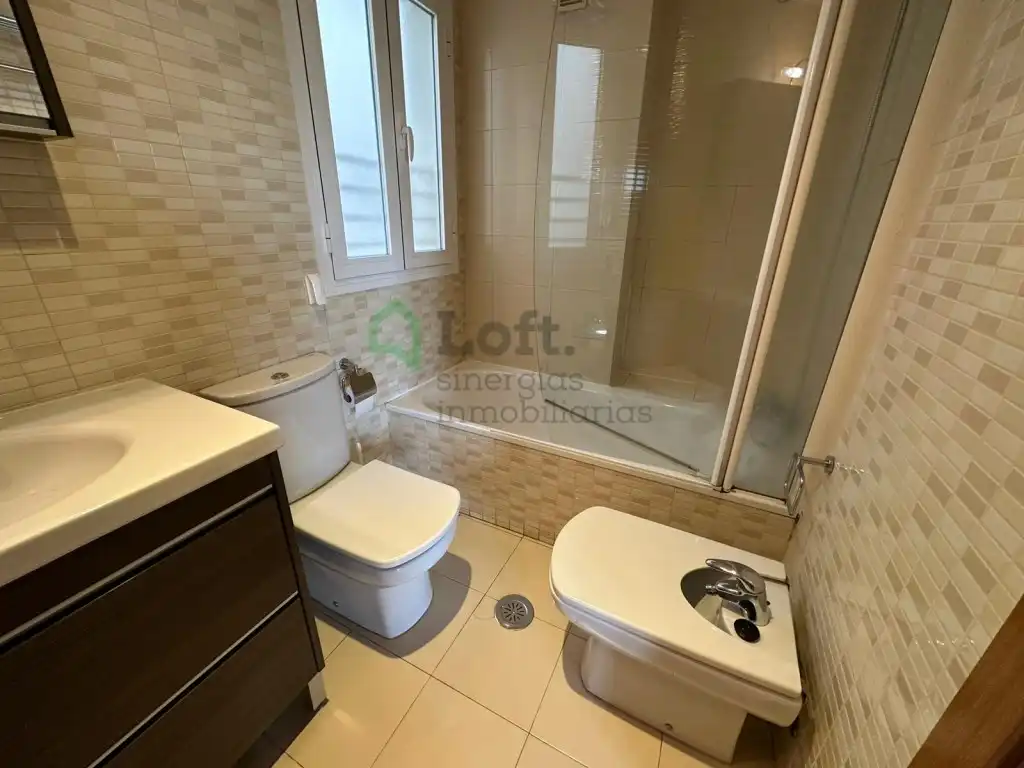Apartamento de alquiler en Maria Auxiliadora - Barriada de Llera