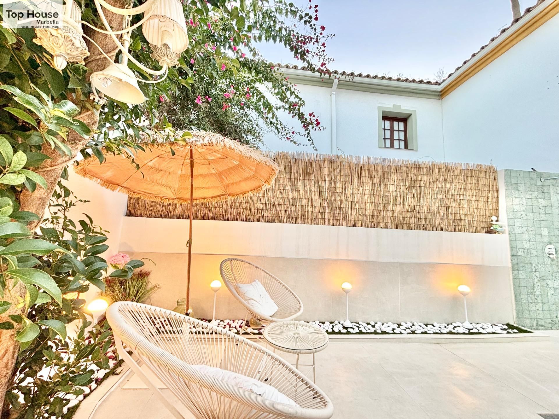 Terrassa de Casa adosada de lloguer en Marbella amb Aire condicionat, Terrassa i Piscina comunitària