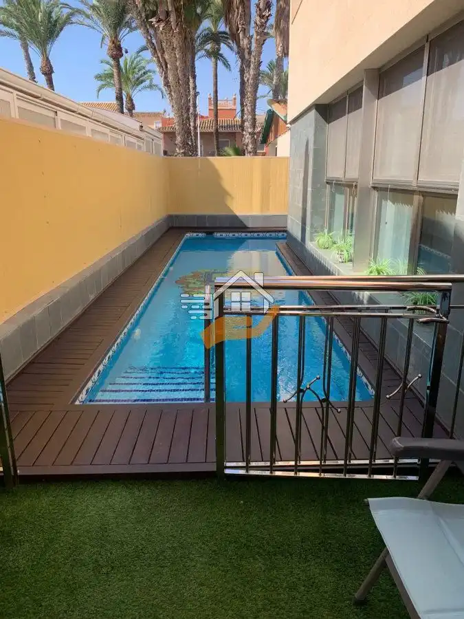 Piscina de Casa o chalet en venta en San Pedro del Pinatar con Aire acondicionado, Jardín privado y Terraza