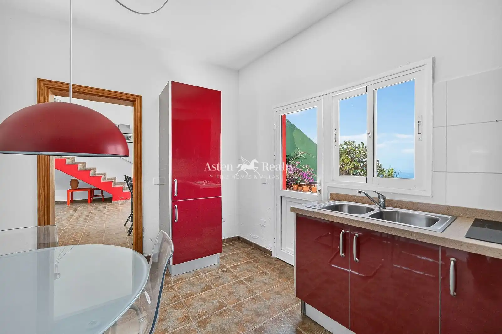 Cocina de Casa adosada en venta en La Orotava con Terraza y Amueblado
