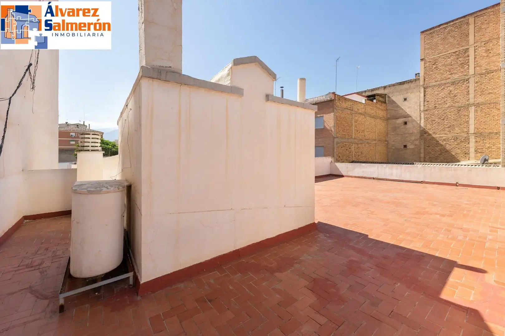 Inmuebles singulares con ascensor en venta en Avenida de Cádiz, imagen 33