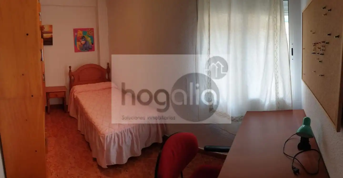 Schlafzimmer von Wohnung zur Miete in Sevilla mit Klimaanlage und Möbliert