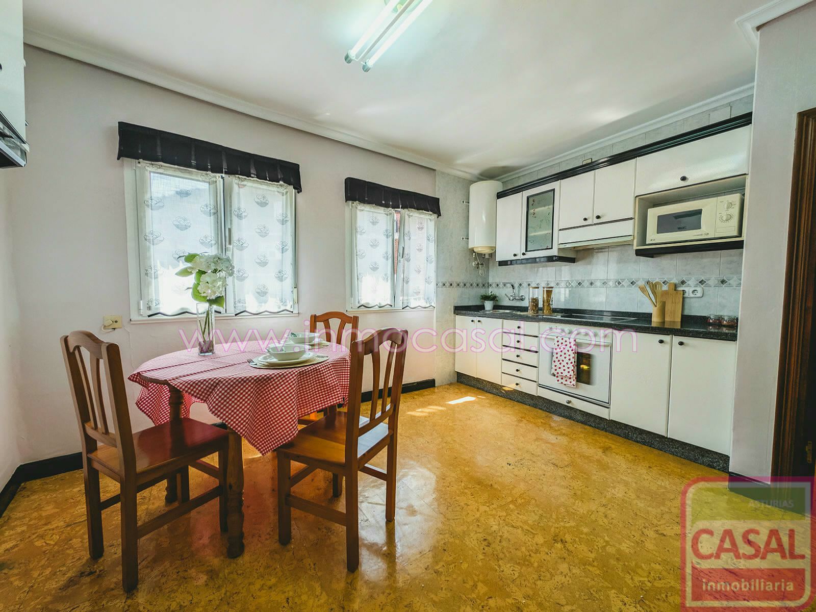Kitchen of Flat for sale in Mieres (Asturias)  with Heating, Storage room and Furnished