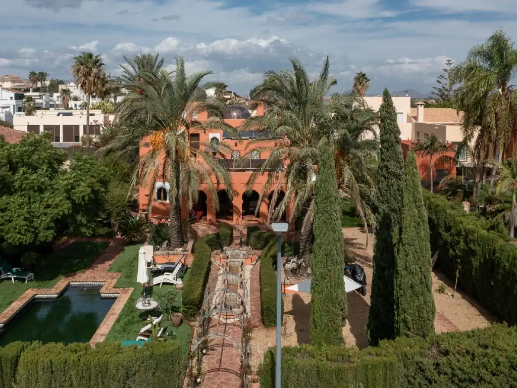 Casa con piscina en venta en Camino Cabuzana 23, imagen 3