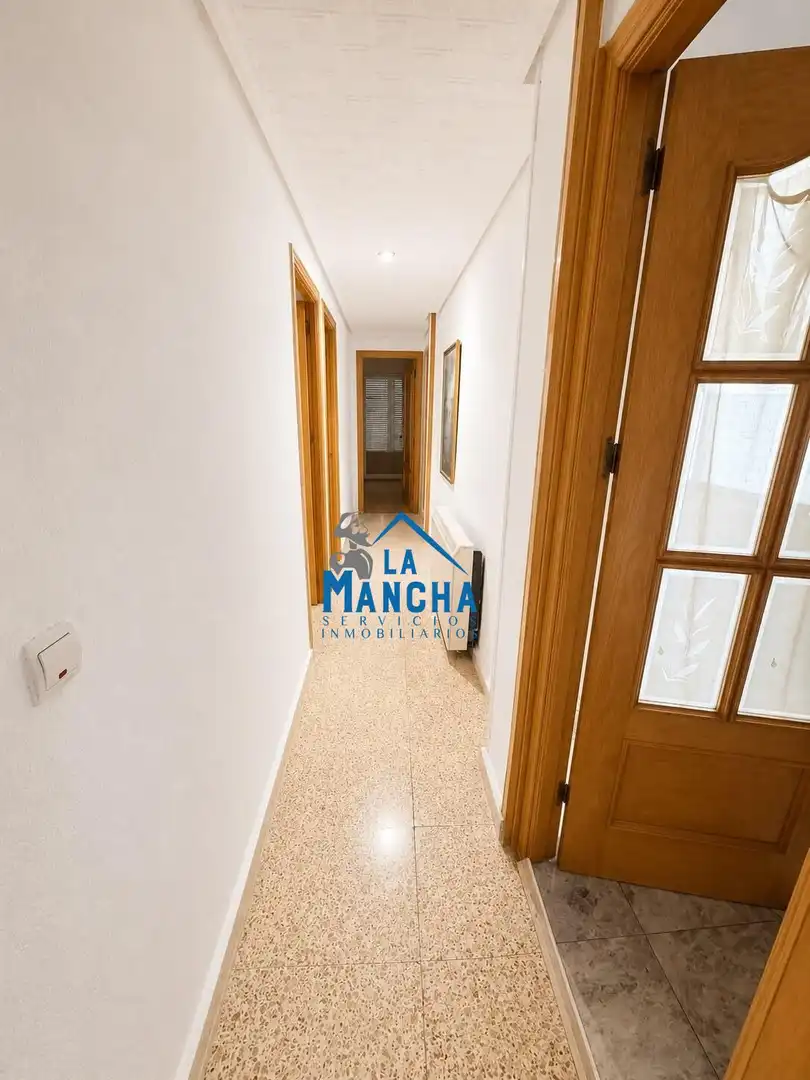 Piso en venta en Albacete con Aire acondicionado, Calefacción y Balcón