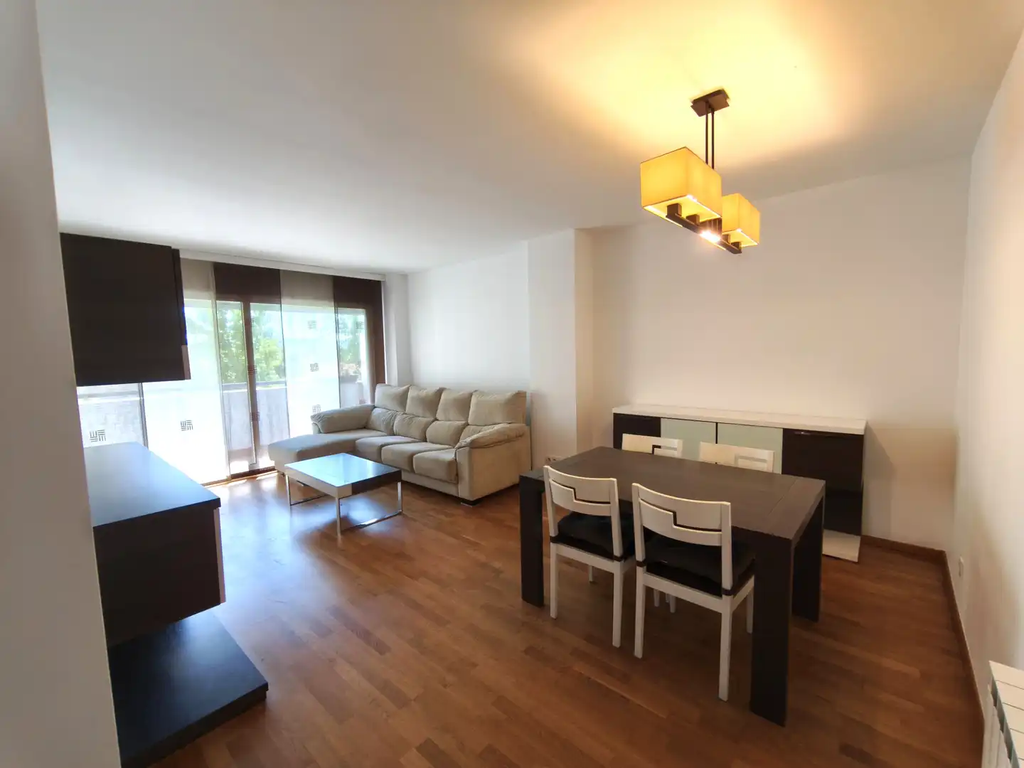 Living room of Flat for sale in Salt  with Heating, Private garden and Parquet flooring