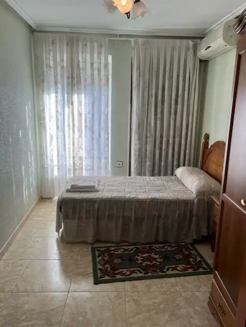 Habitación de Edificio en venta en Nava del Rey