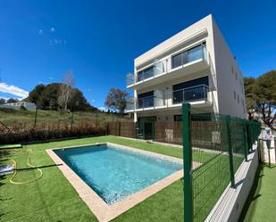 Swimming pool of Flat for sale in Palamós  with Air Conditioner, Heating and Terrace