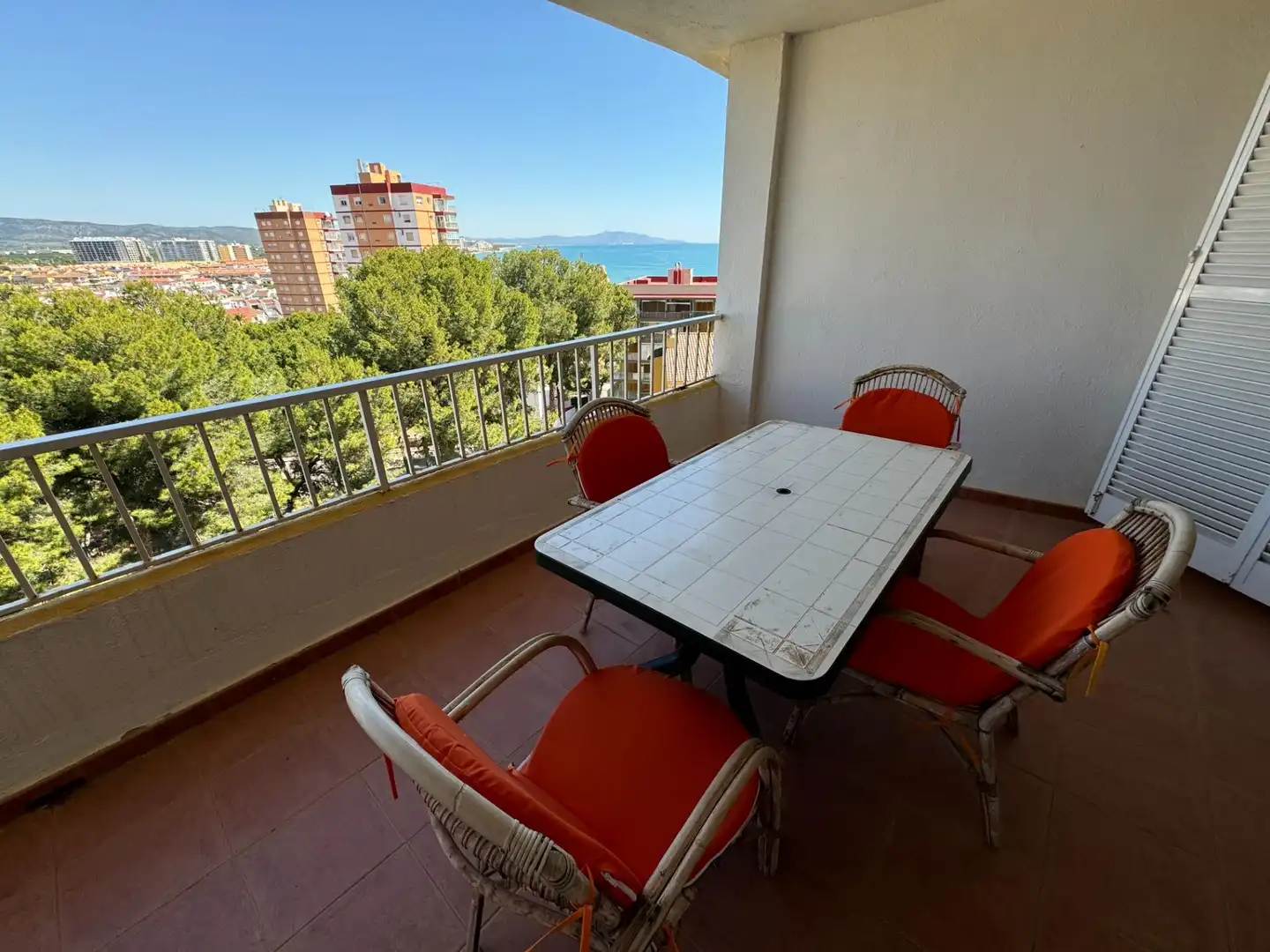 Terrassa de Apartament en venda en Oropesa del Mar / Orpesa amb Terrassa, Moblat i Piscina comunitària