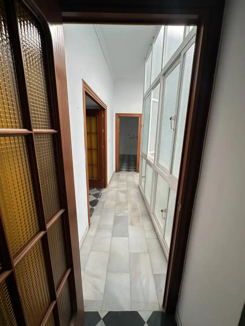 Piso en venta en Cádiz con Balcón