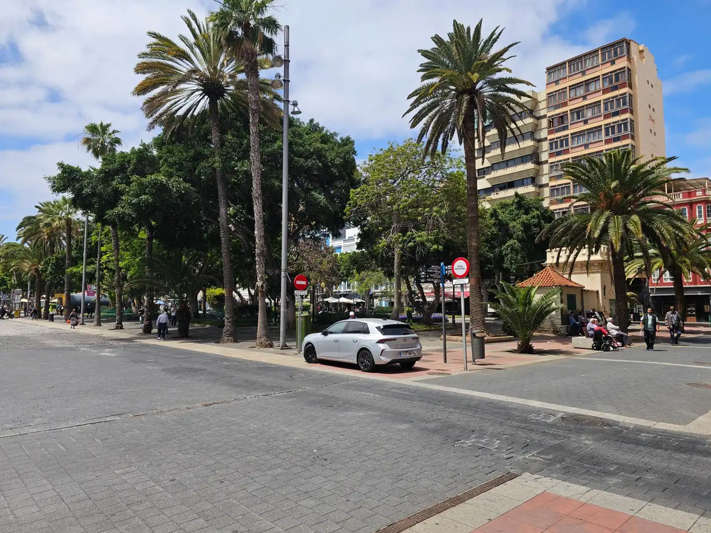 Vista exterior de Piso de alquiler en Las Palmas de Gran Canaria con Aire acondicionado, Parquet y Balcón