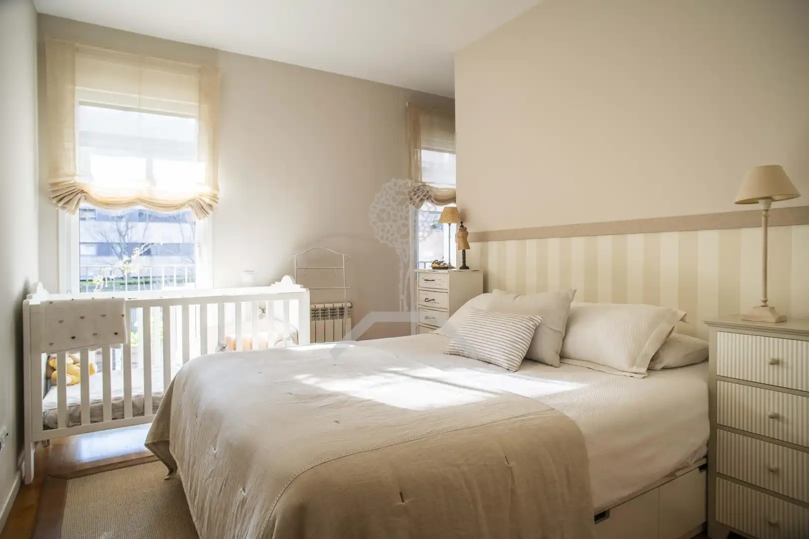 Bedroom of Flat for sale in Sant Cugat del Vallès  with Air Conditioner, Heating and Terrace