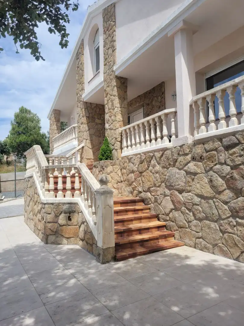 Exterior view of Houses for sale in Otero de Herreros  with Air Conditioner, Heating and Private garden