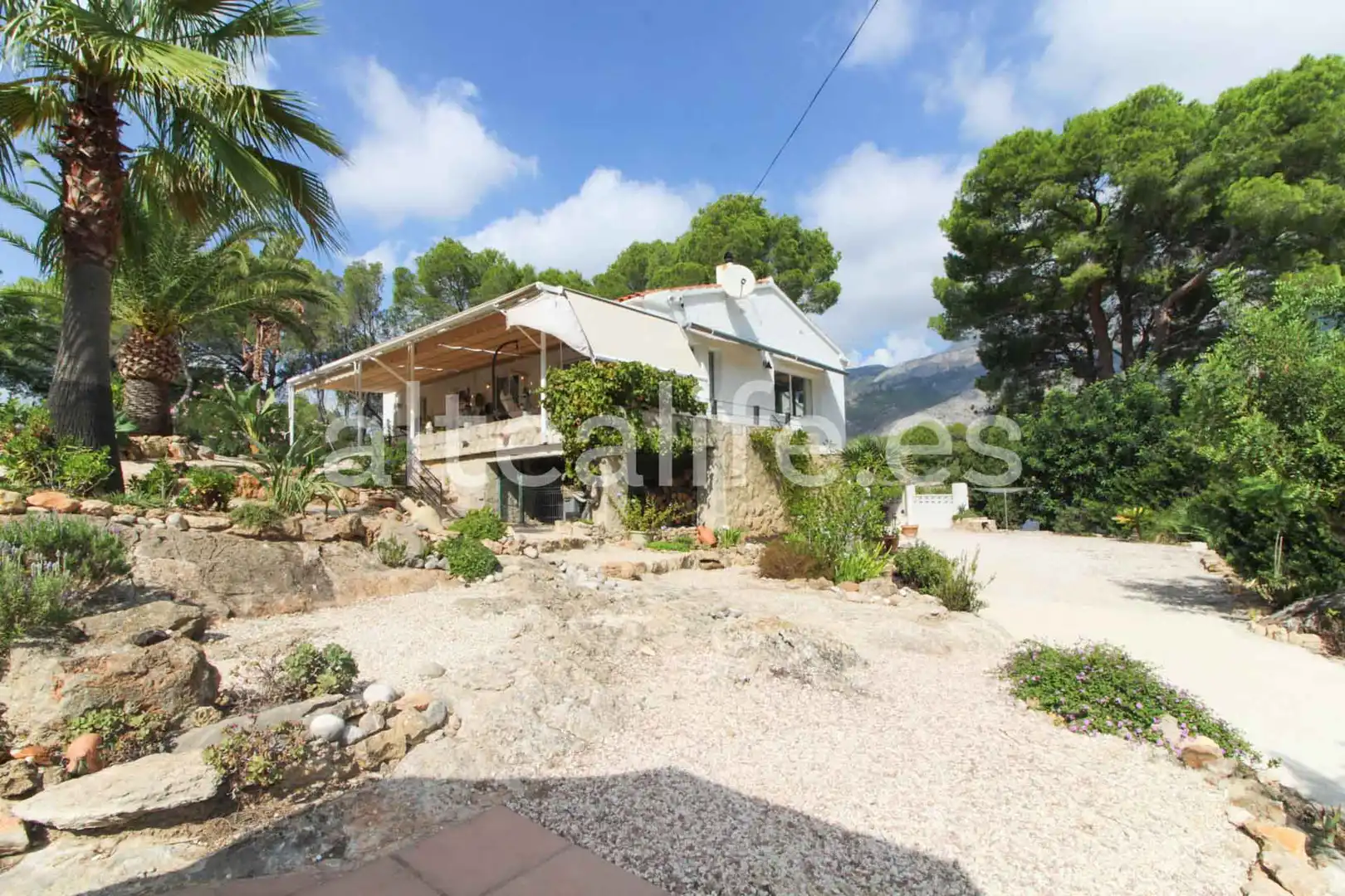 Vista exterior de Casa o xalet en venda en Altea amb Aire condicionat, Jardí privat i Terrassa