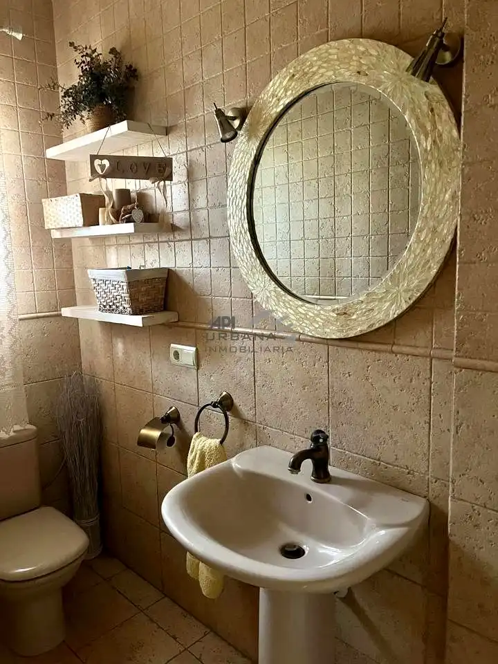 Baño de Casa o chalet en venta en Lucena con Aire acondicionado, Terraza y Trastero