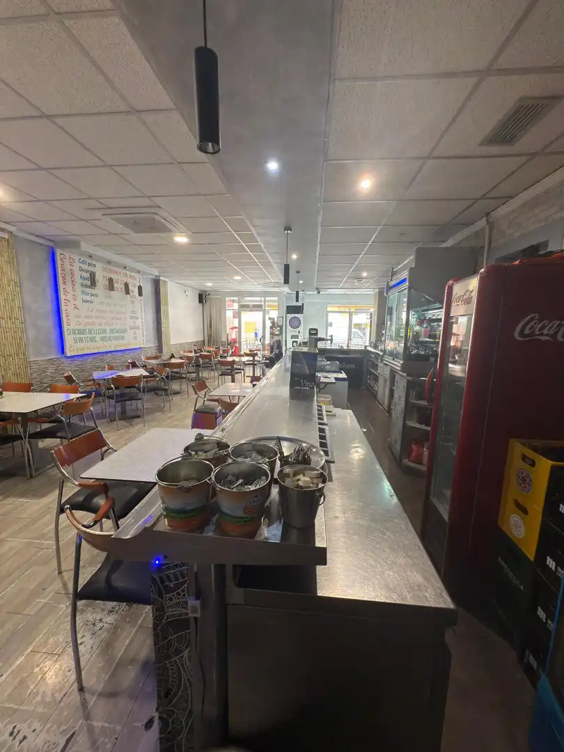 Local comercial en traspàs a San Pablo, imagen 5