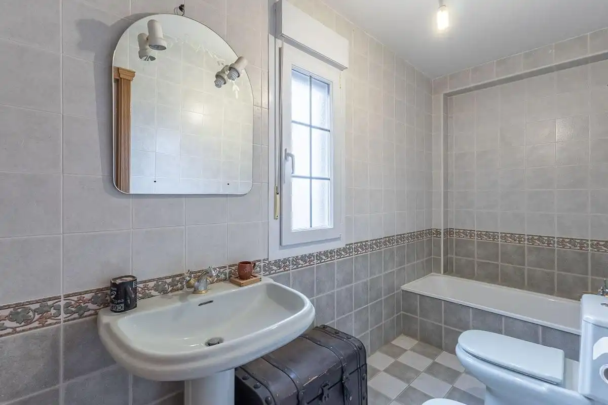 Chalet con piscina en venta en Gójar, imagen 20