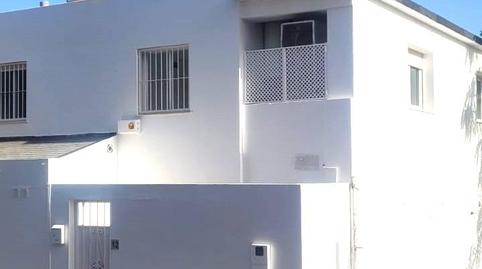 Foto 3 de Casa o chalet en venta en Calle Calle Zoraya, Camino de los Neveros - Serrallo,  Granada Capital