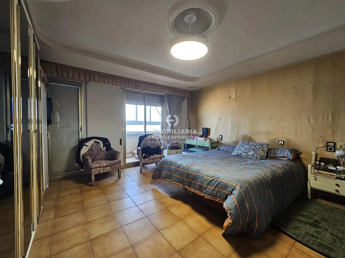 Habitación de Piso en venta en Novelda con Balcón