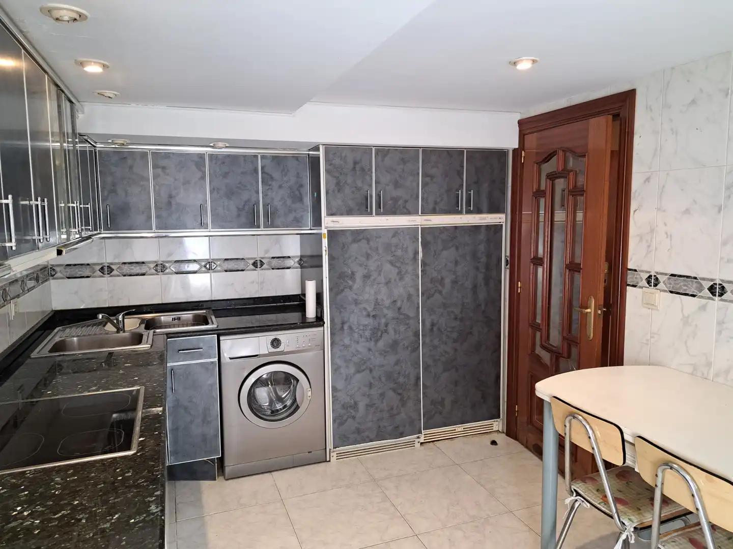 Kitchen of Flat for rent in Haro  with Heating, Furnished and Oven
