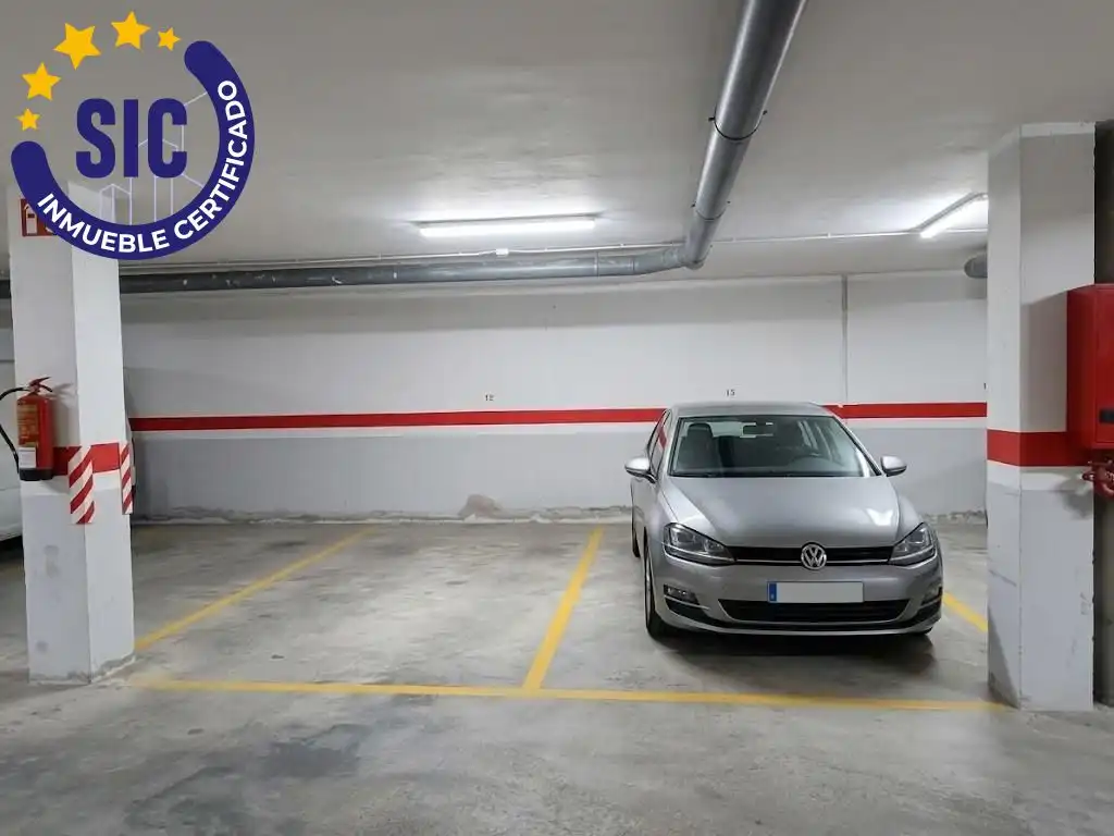 Aparcament de Garatge en venda en La Pobla Llarga