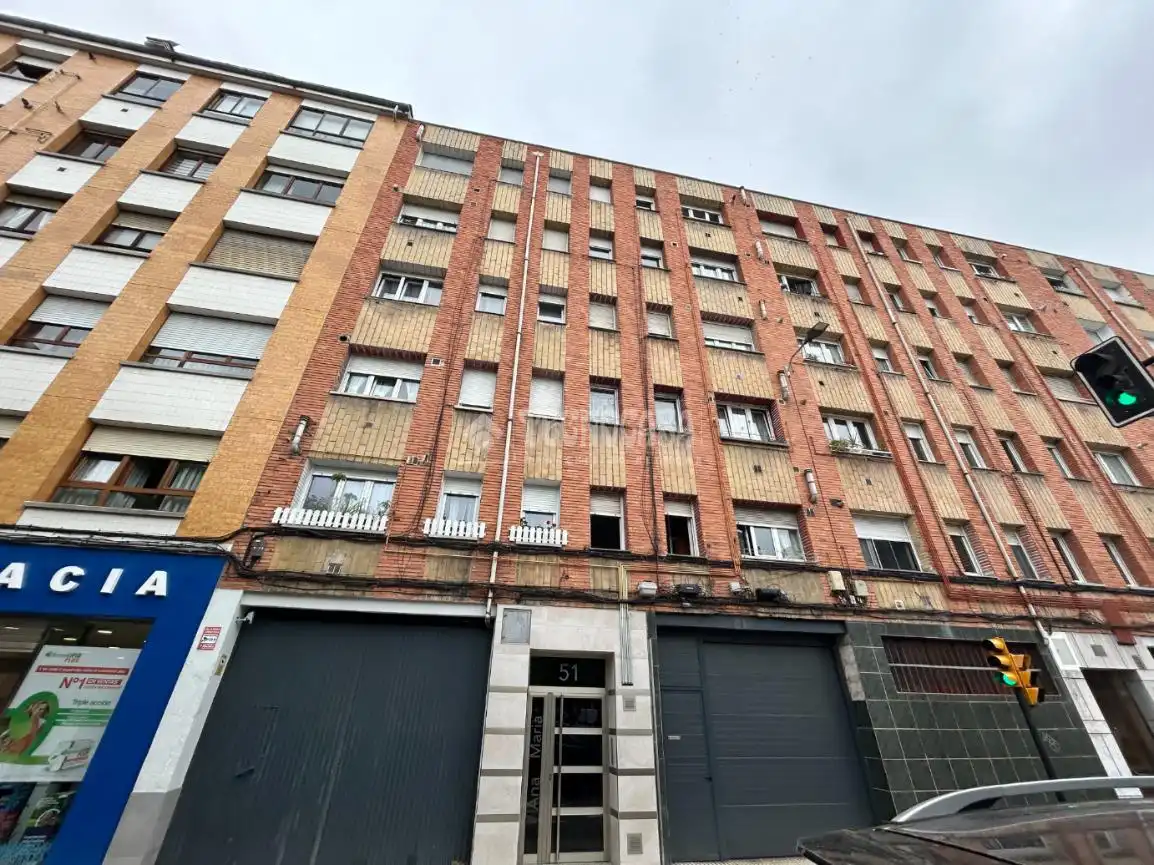 Vista exterior de Piso en venta en Gijón  con Amueblado