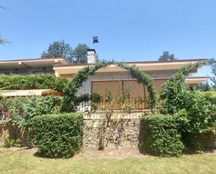 Exterior view of Country house for sale in Cidones  with Private garden and Swimming Pool