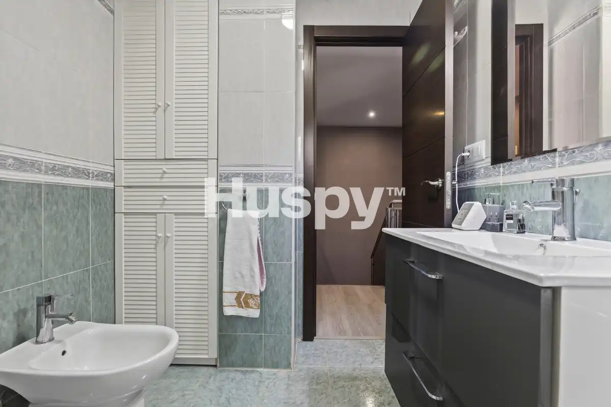 Chalet con balcón en venta en Calle Torre del Oro, imagen 15