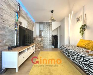 Living room of Premises for sale in  Madrid Capital