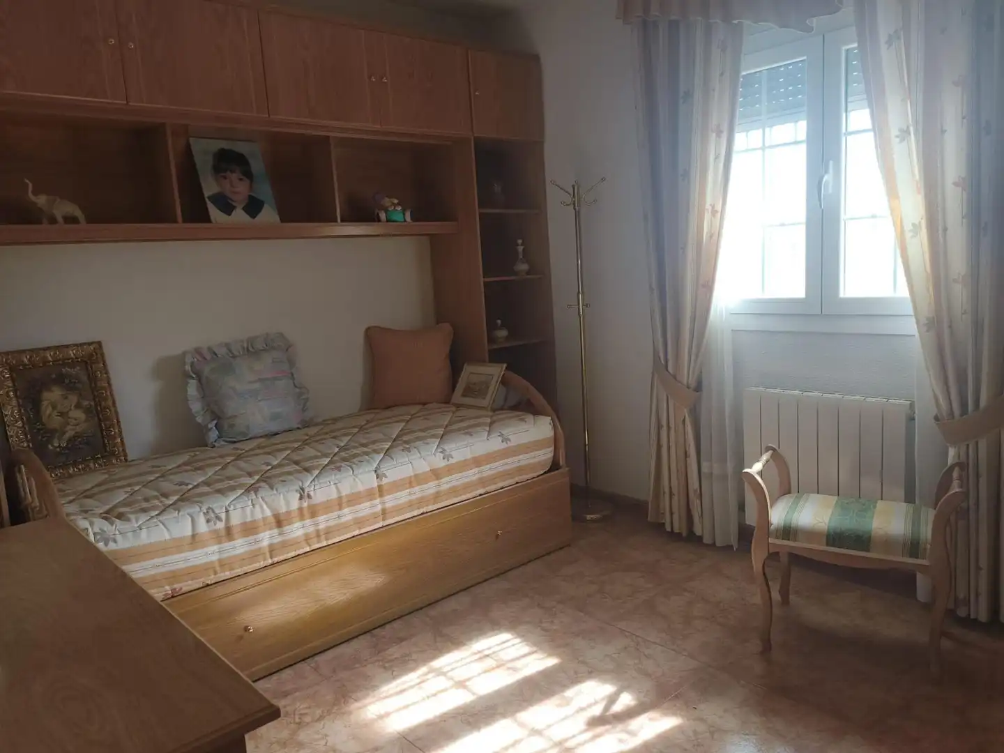 Dormitori de Casa o xalet en venda en Villaluenga de la Sagra amb Aire condicionat, Calefacció i Jardí privat